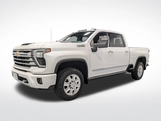 Used 2024 Beige Chevrolet High Country image 4