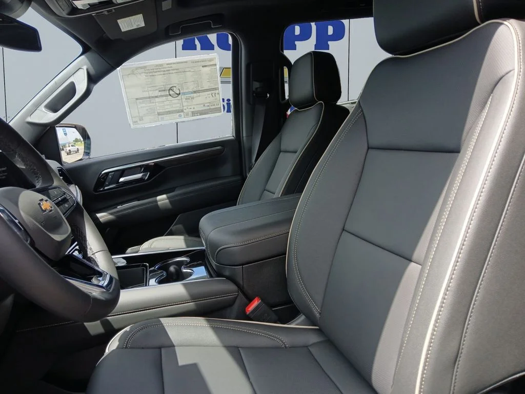 New 2026 Black Chevrolet Premier image 10