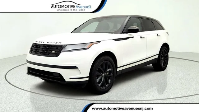 2025 Land Rover Range Rover Velar P250 S w/ 20'' Wheels, Black Ext. Pack & Contrast Roof