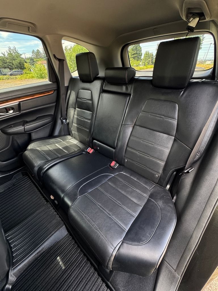 Used 2017 Dark Olive Metallic Honda Touring image 26