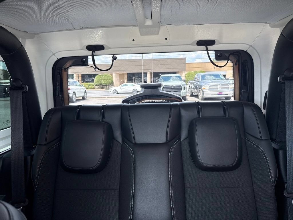 Used 2023 Bright White Clearcoat Jeep Freedom image 6