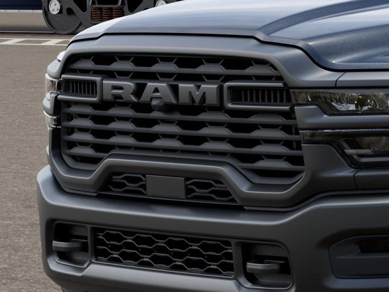 New 2026 Diamond Black Crystal Pearl-Coat Exterior Paint RAM Tradesman image 11