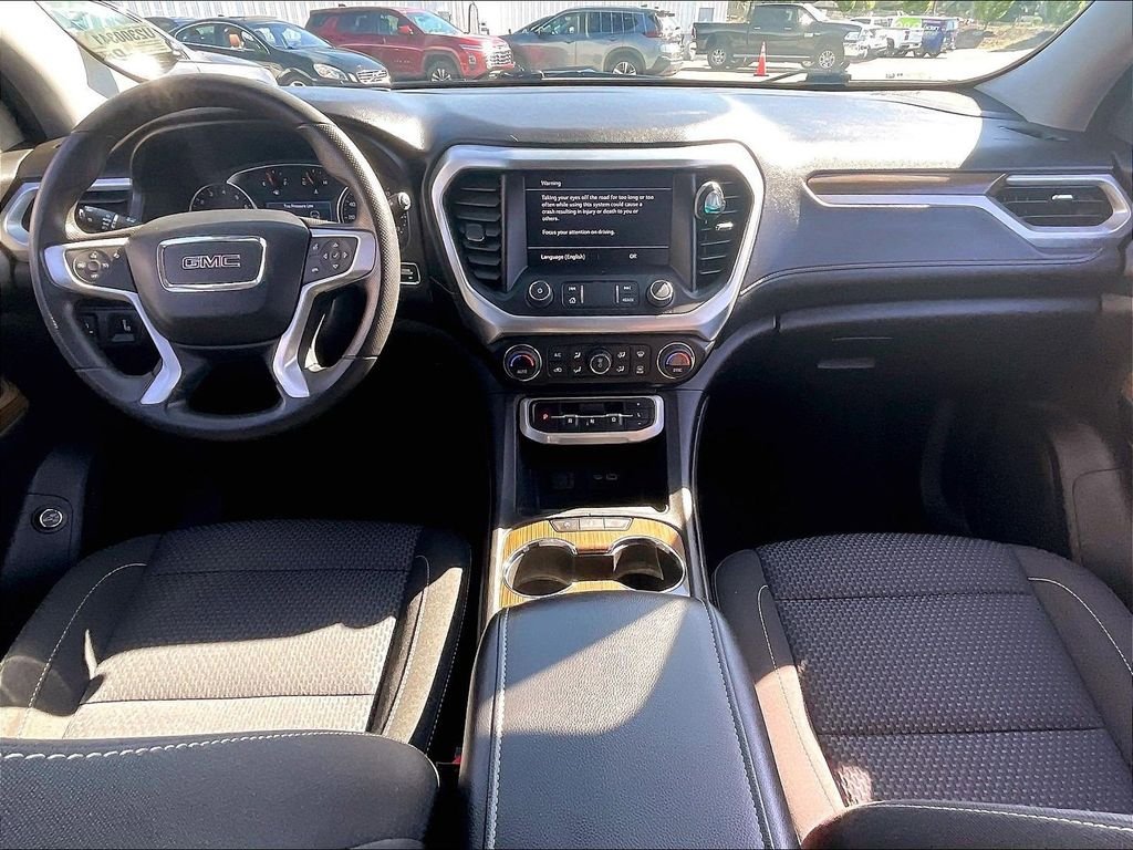 Used 2023 Black GMC SLE image 22