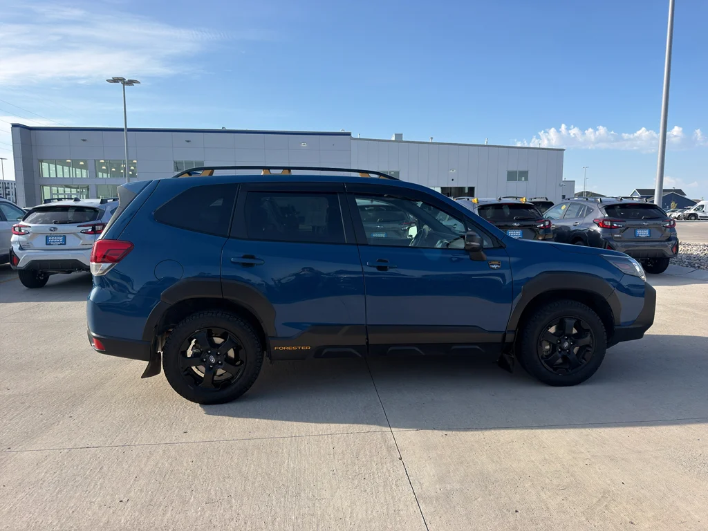 Used 2022 Geyser Blue Subaru Wilderness image 4