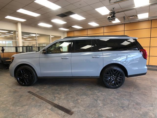 New 2026 Glacier Gray Metallic Tri-Coat Ford MAX Platinum® image 4