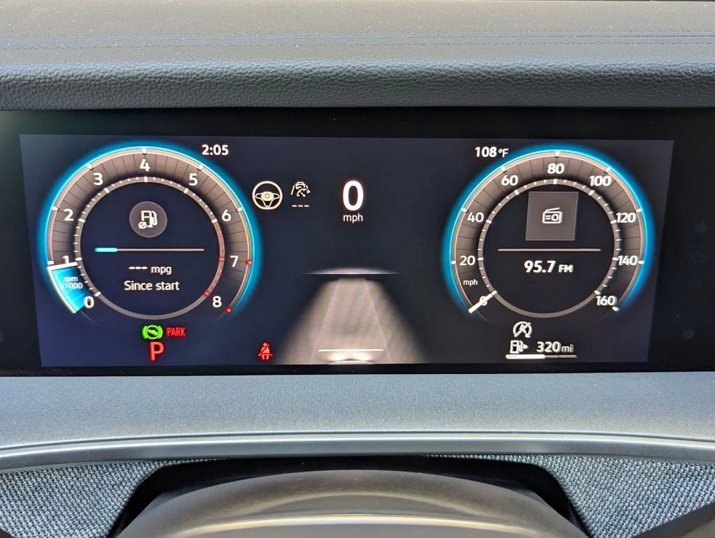 2025 Volkswagen Tiguan SE - Photo 10
