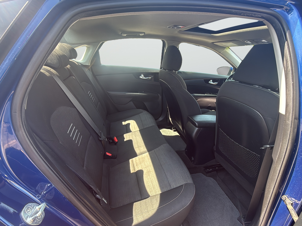Used 2019 Blue Kia S image 26