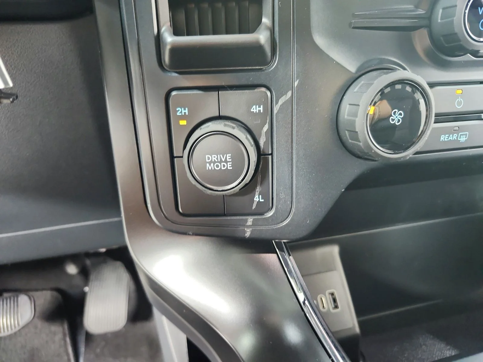 New 2026 Avalanche Ford STX® image 24