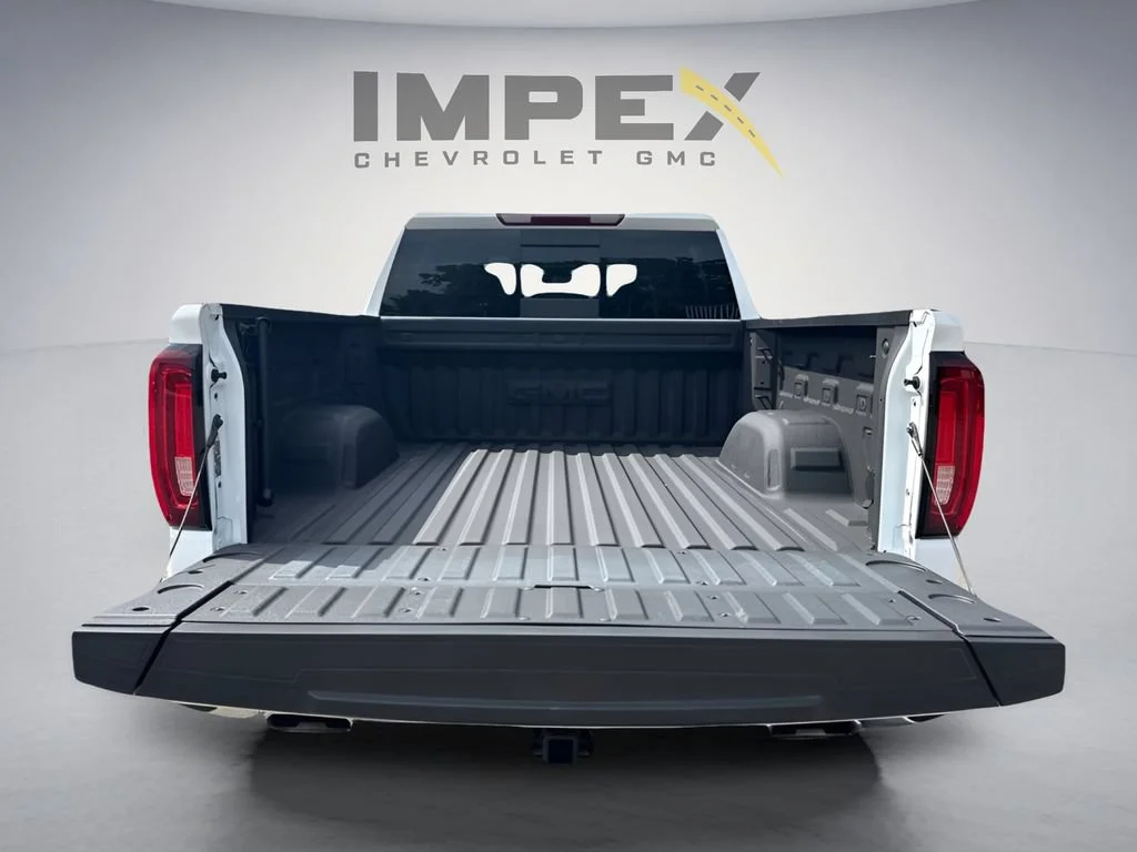 Used 2025 Summit White GMC SLT image 33