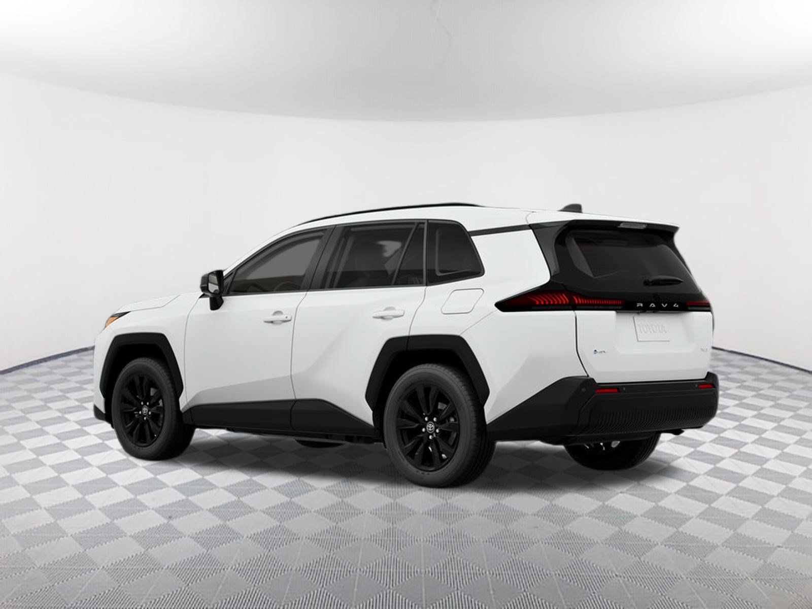 New 2026 Ice Cap Toyota XLE Premium image 6