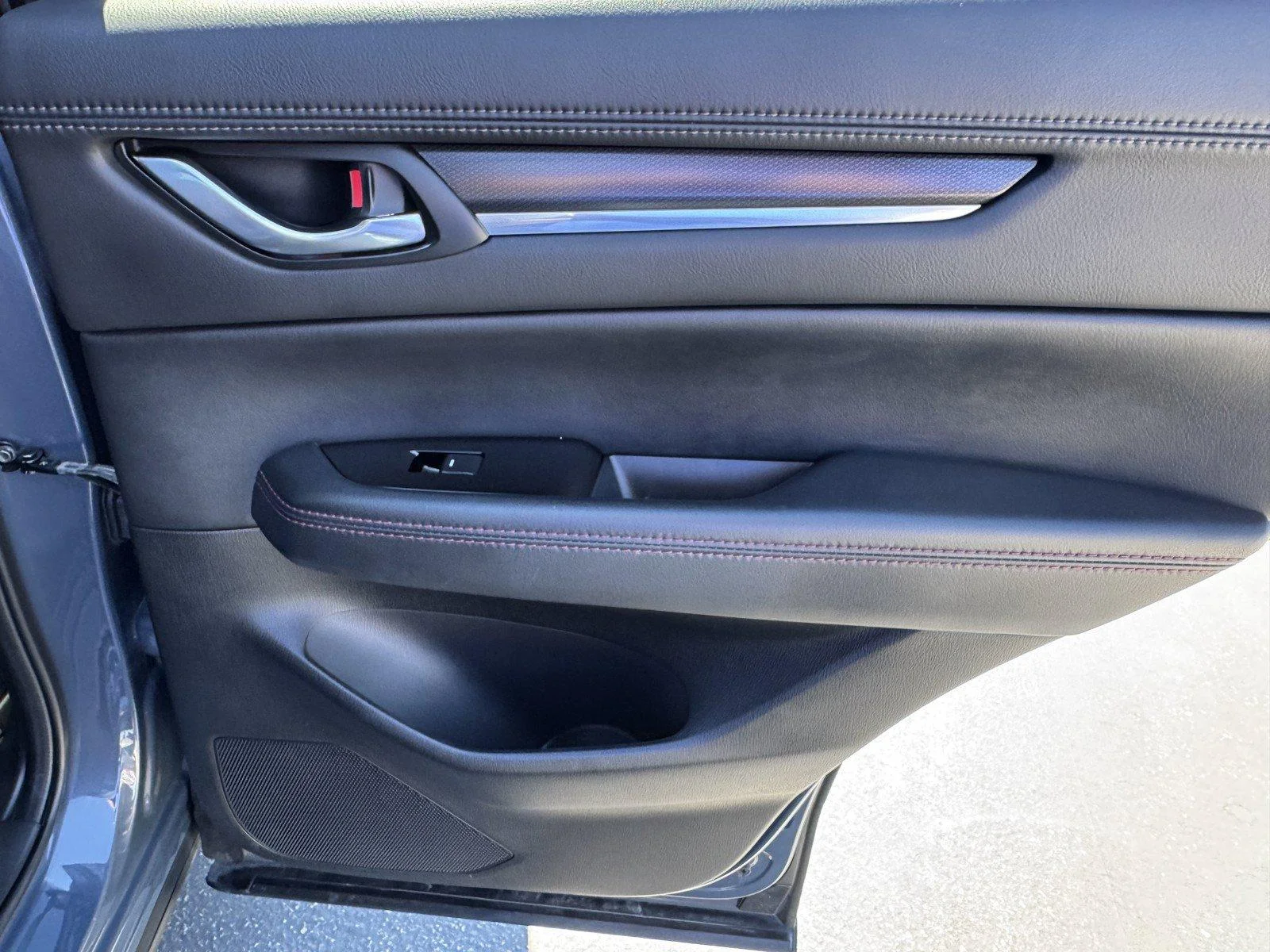 Used 2024 Polymetal Gray Me Mazda 2.5 S Carbon Edition image 11