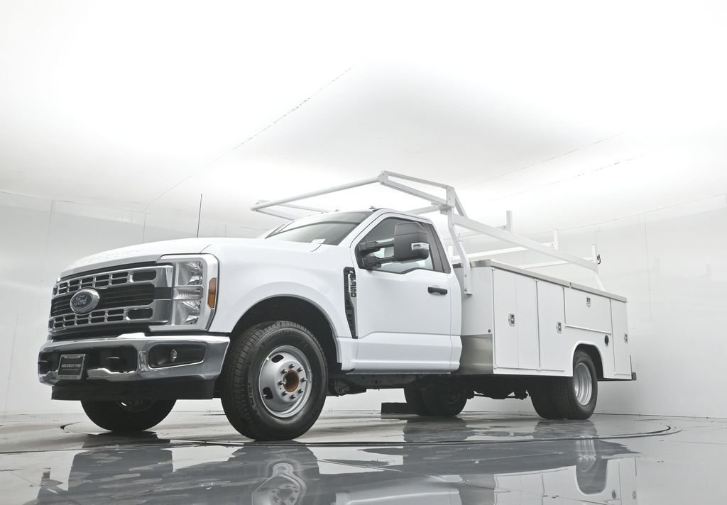 New 2026 Oxford White Ford XL image 44