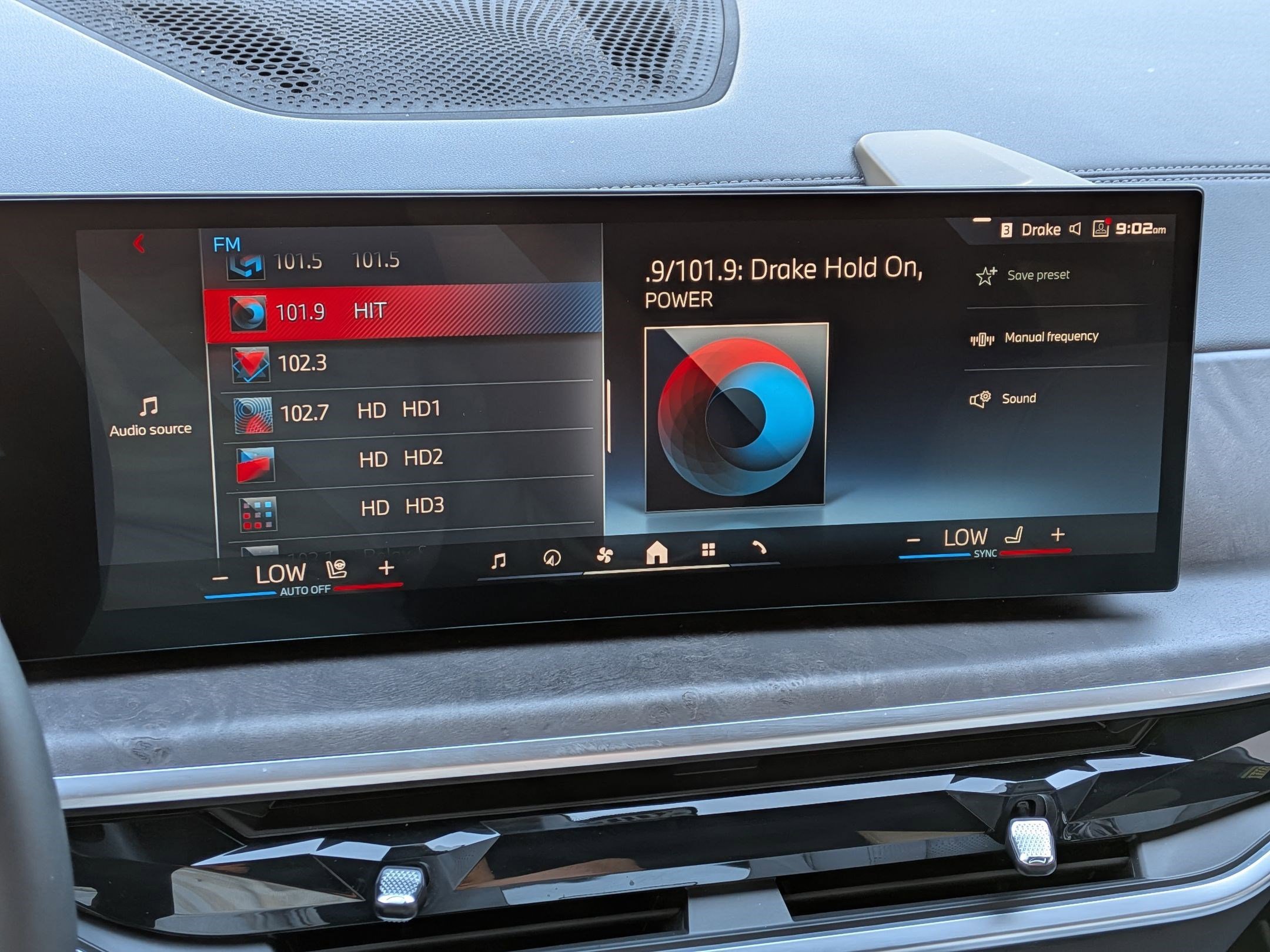 2025 BMW X5 M60i - Photo 19