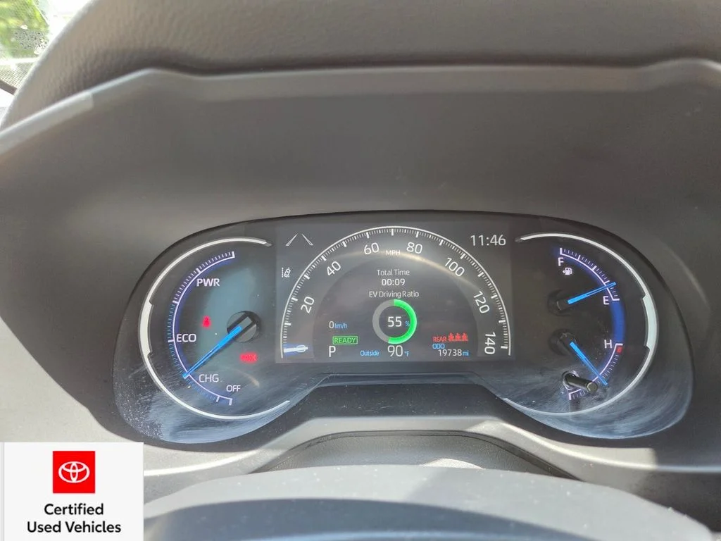 Certified Used 2024 White Toyota LE image 32