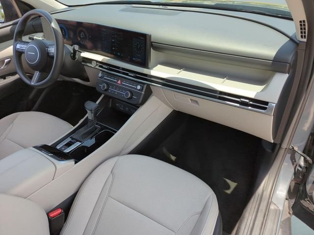 Used 2026 Gray Hyundai SE image 19
