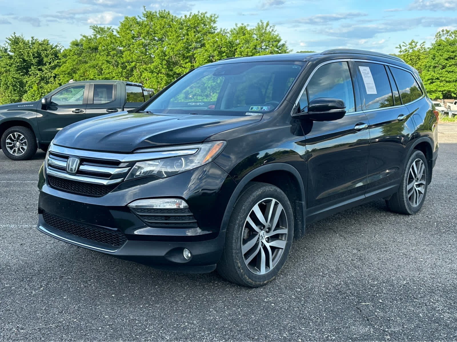 2018 Honda Pilot 4WD Elite's photo