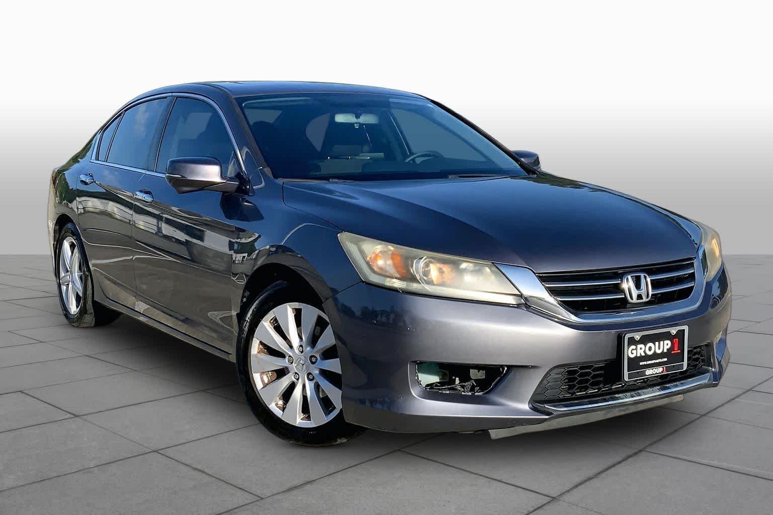 Used 2015 Modern Steel Metallic Honda EX image 2