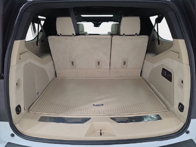 Used 2023 CRYSTAL WHITE TRICOAT Cadillac 4WD Premium Luxury image 35