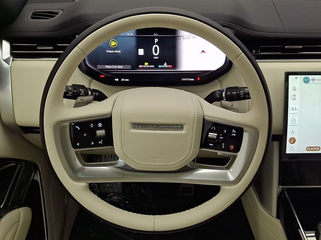 New 2026 Eiger Grey Land Rover SE image 17