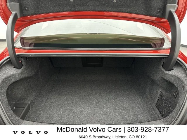 Used 2019 Red Volvo T6 Inscription image 24
