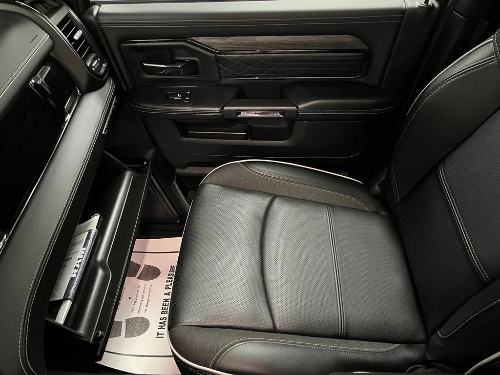 2025 RAM Ram 2500 Pickup Limited - Photo 39