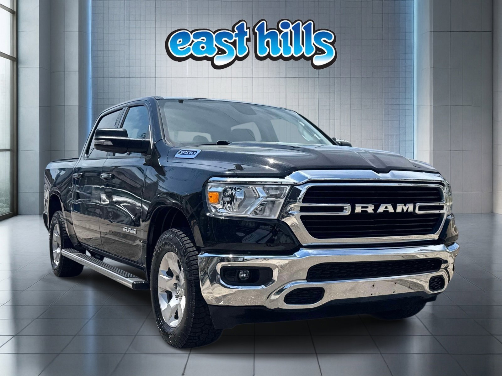 2020 RAM 1500 Big Horn/Lone Star 4x4 Crew Cab 5'7's photo