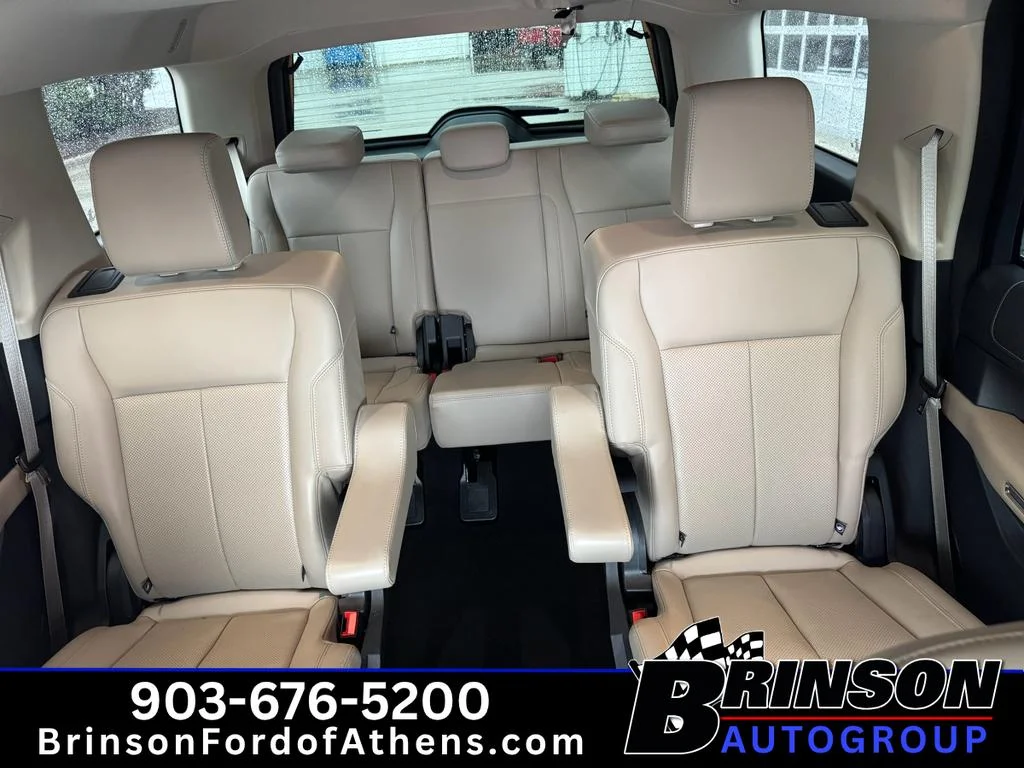 Used 2024 Agate Black Metallic Ford XLT image 35
