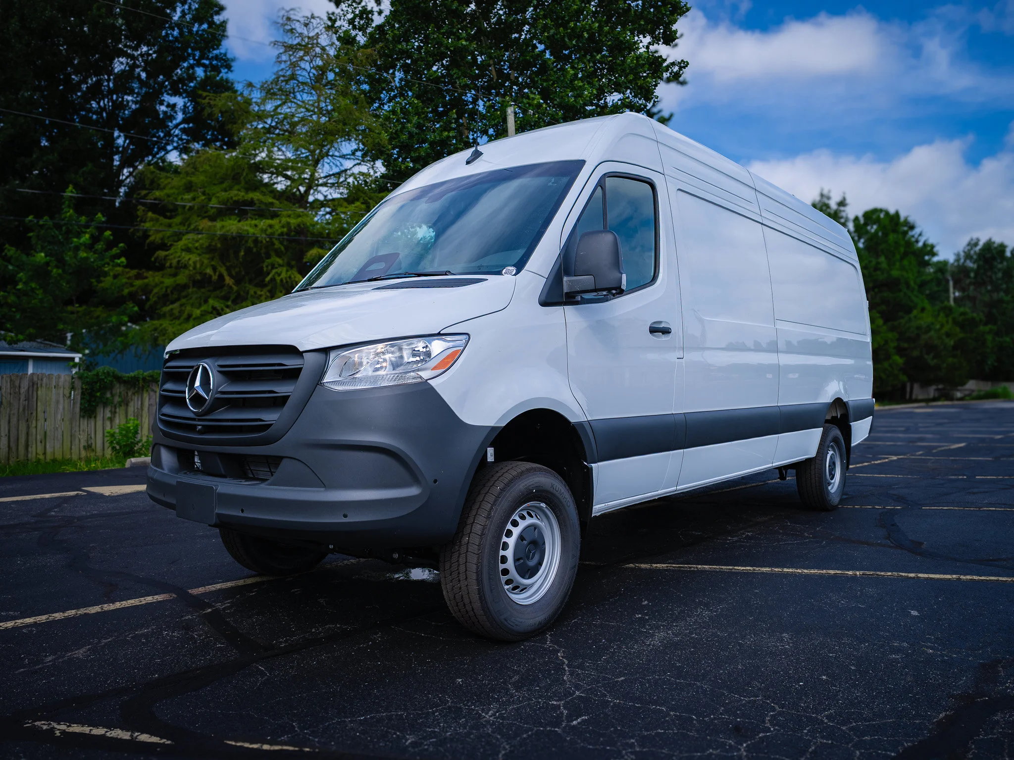 New 2026 ARCTIC WHITE Mercedes-Benz  image 8