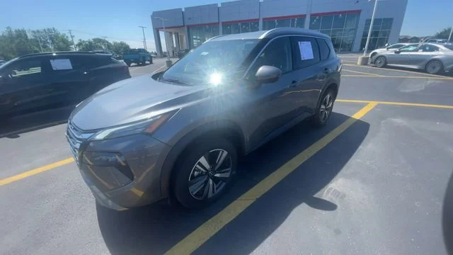 2026 Nissan Rogue SL - Photo 6