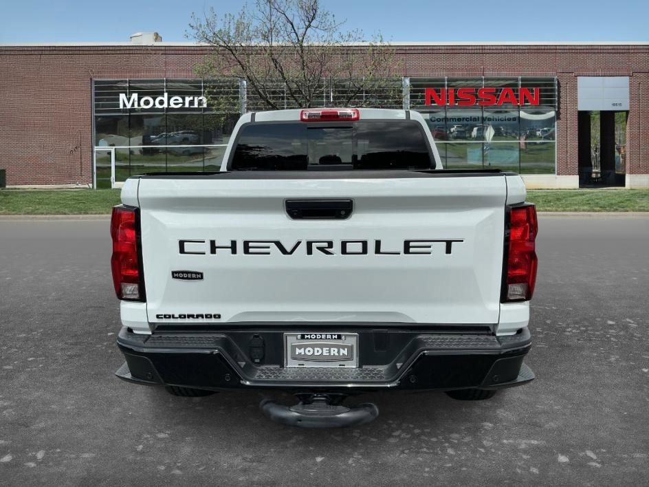 Used 2026 Summit White Chevrolet 4WD Trail Boss image 3
