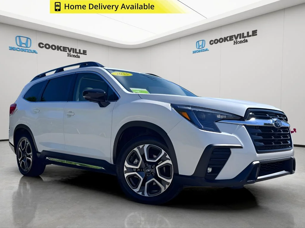 2025 Subaru Ascent Limited 7 Passenger's photo