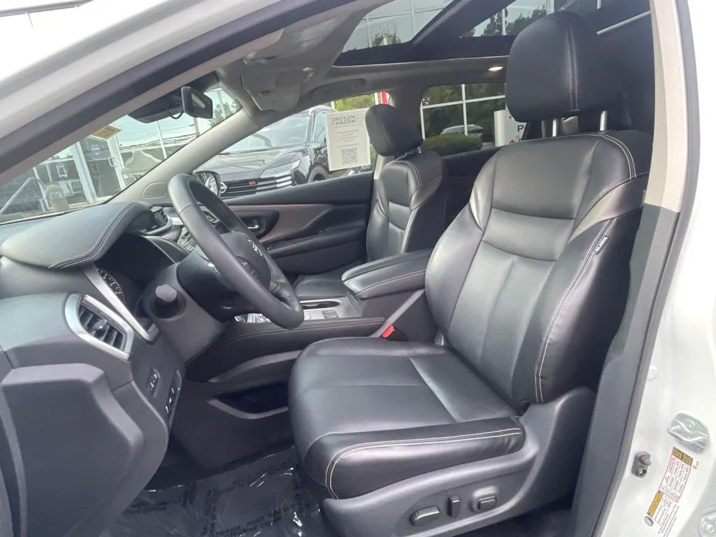 Certified Used 2024 White Nissan SL image 18