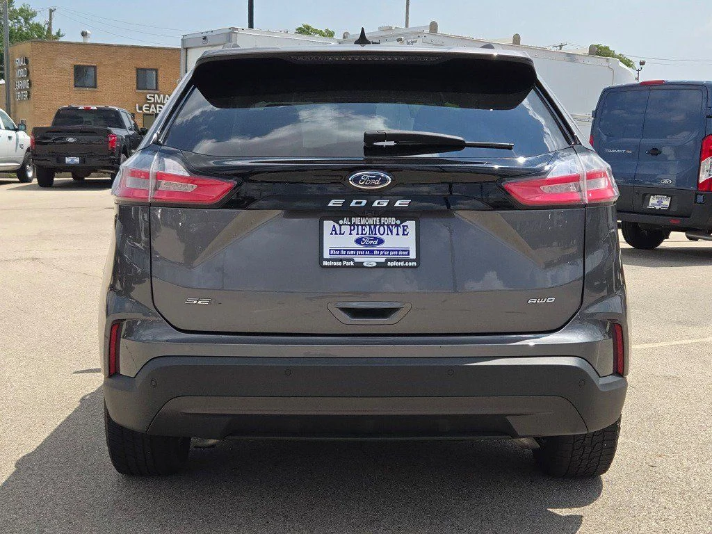 Certified Used 2024 Gray Ford SEL image 12