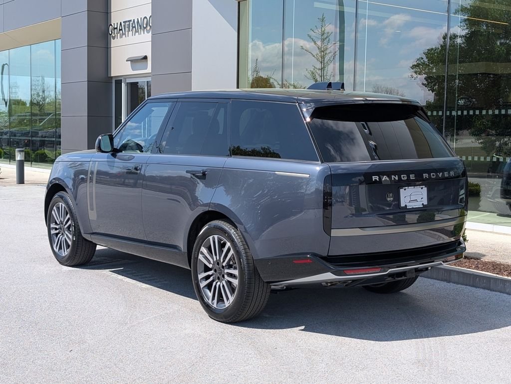 New 2026 Varesine Blue Land Rover SE image 3
