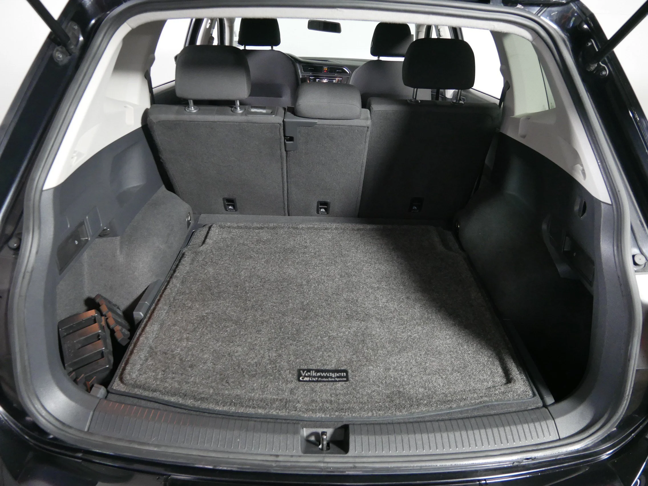 Used 2021 Deep Black Pearl Volkswagen S image 18