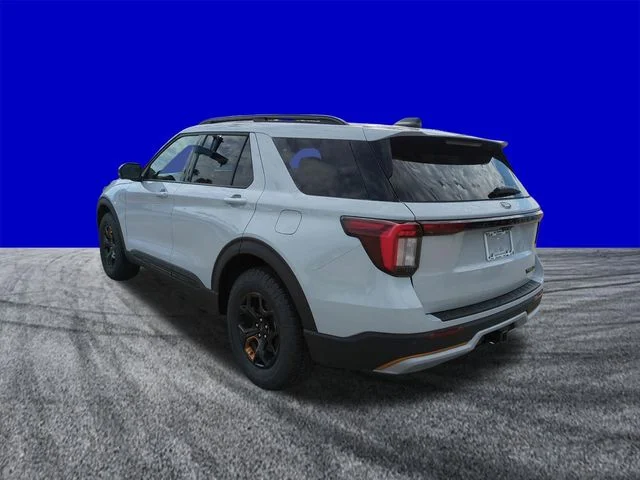 New 2026 Space White Metallic Ford Tremor® image 6