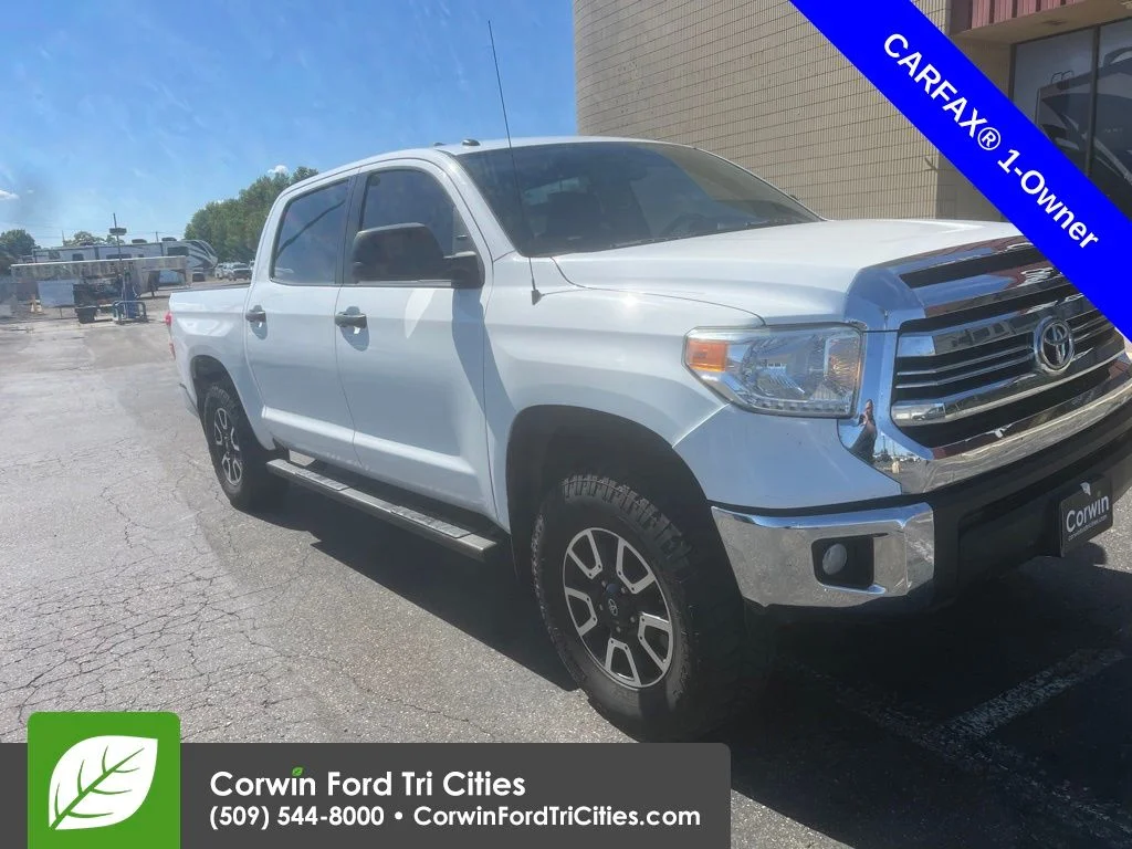 Used 2017 Silver Toyota SR5 image 5