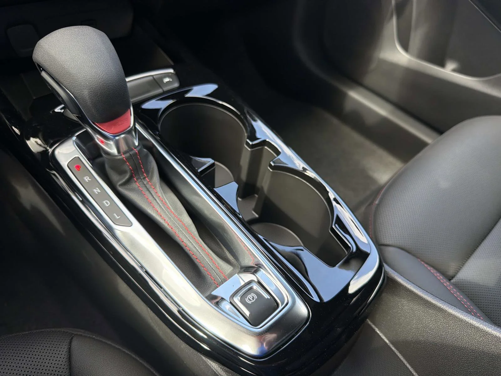 2026 Chevrolet Trax RS - Photo 28
