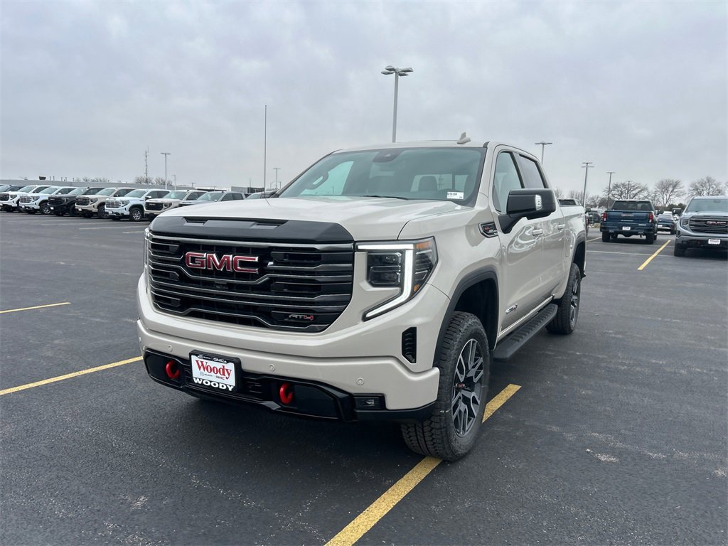 2026 GMC SIERRA - Image 3