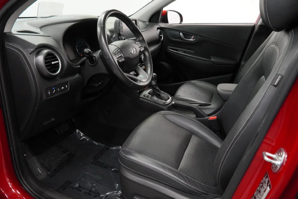 Used 2019 Red Hyundai Ultimate image 23