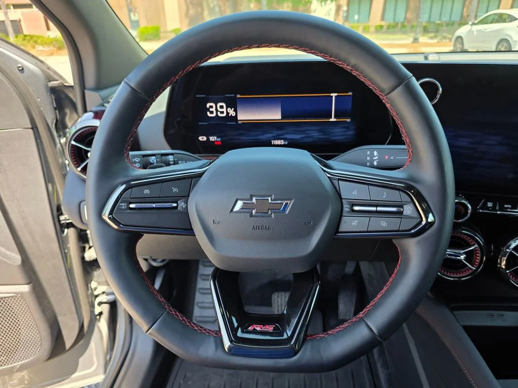Used 2025 Sterling Gray Metallic Chevrolet RS image 21