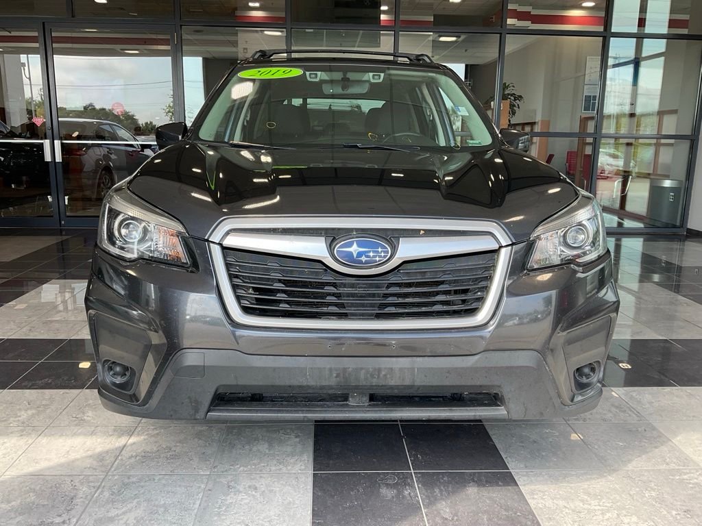 Used 2019 Subaru Forester Premium with VIN JF2SKAGC9KH558377 for sale in Kansas City