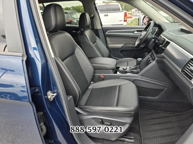 Certified Used 2023 Blue Metallic Volkswagen 3.6L V6 SEL R-LINE image 21