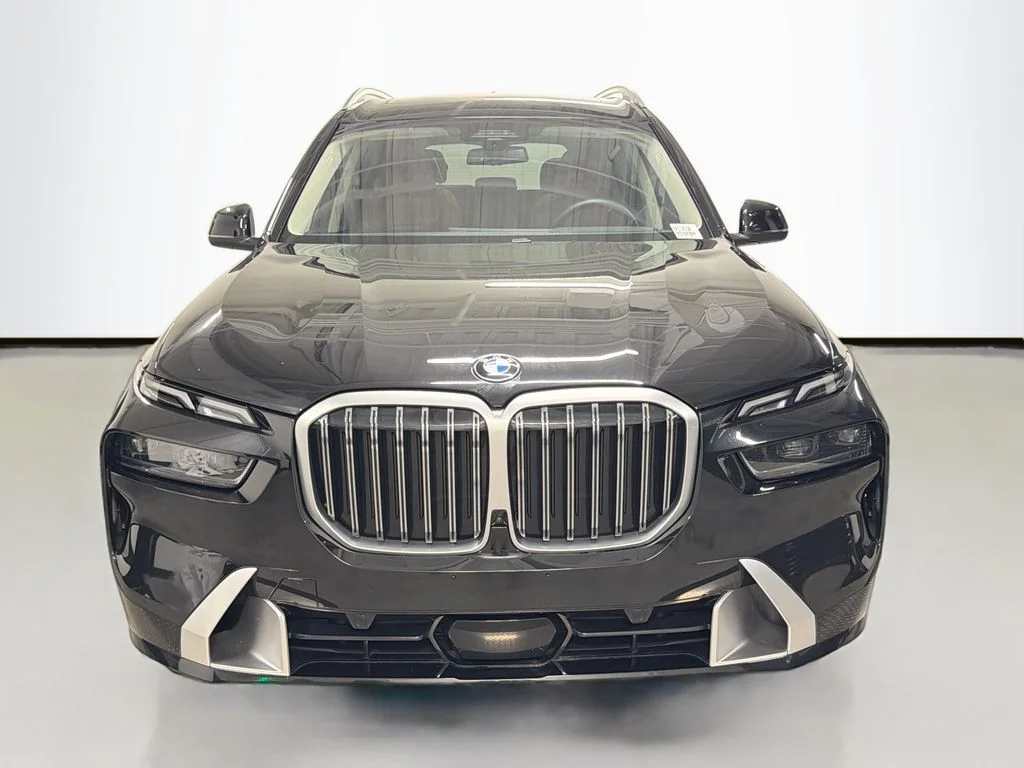 Used 2024 Black BMW xDrive40i image 6