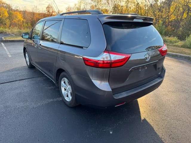 Used 2015 Gray Toyota LE image 5