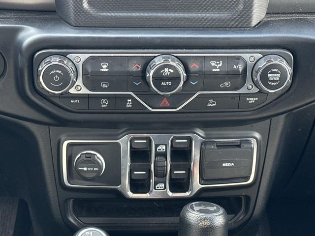 Used 2021 White Jeep Unlimited Willys image 19