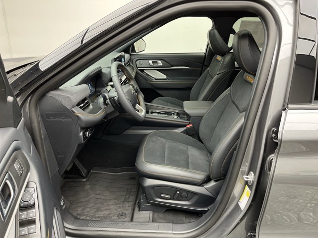 Used 2026 Carbonized Gray Metallic Ford Tremor image 3