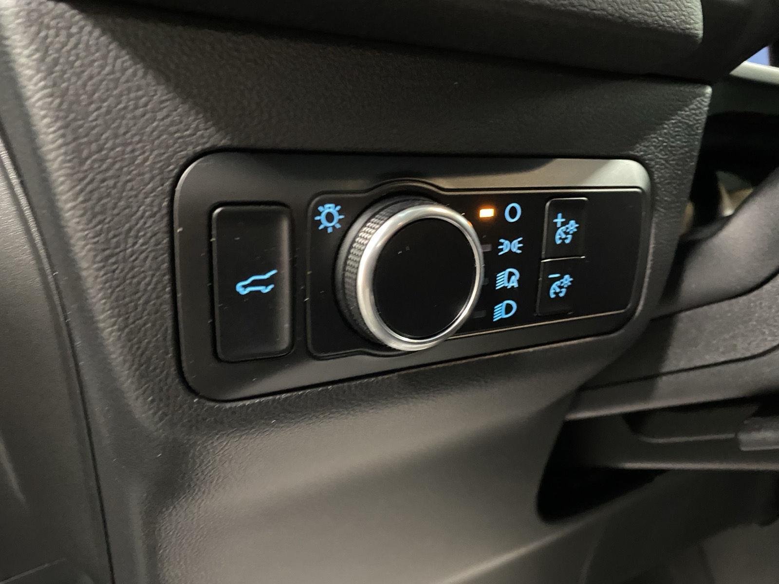 Used 2023 Agate Black Ford Active image 19