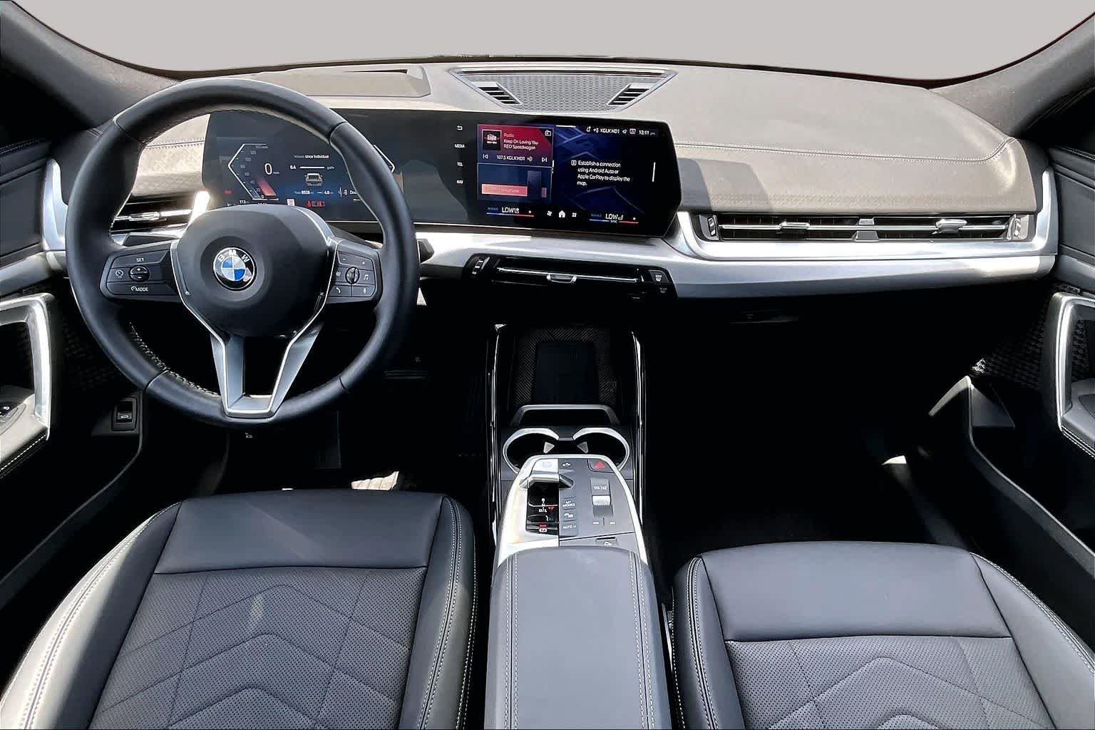Used 2026 Skyscraper Grey Metallic BMW xDrive28i image 15