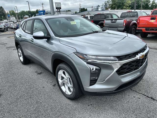 2026 Chevrolet Trax LS Gray at Nick Chevrolet